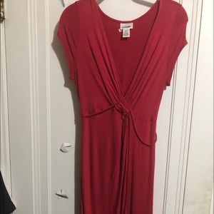 MOTHERHOOD MATERNITY TOP RED. MEDIUM